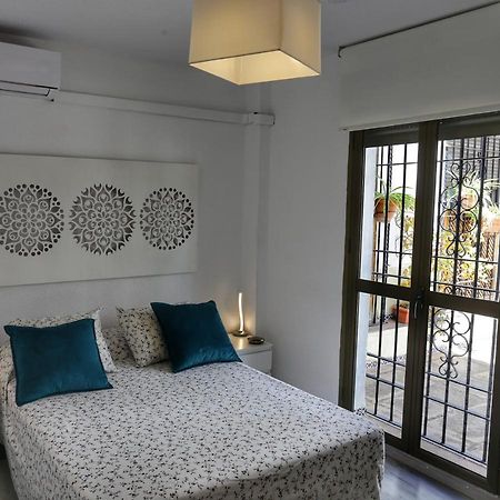 Calle San Basilio - Patios. Aparcamiento Gratis Кордова Екстер'єр фото