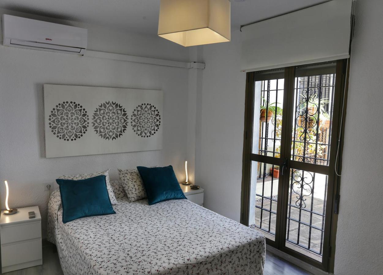 Calle San Basilio - Patios. Aparcamiento Gratis Кордова Екстер'єр фото